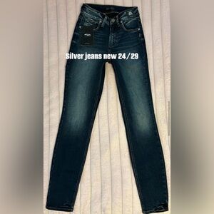 Cute Silver jeans new with tags